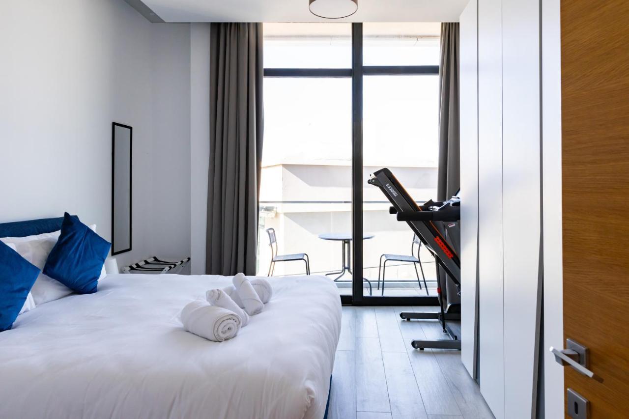 Modern Apartment In The Center Of St Julians By Arcobnb Сент Джулианс Экстерьер фото