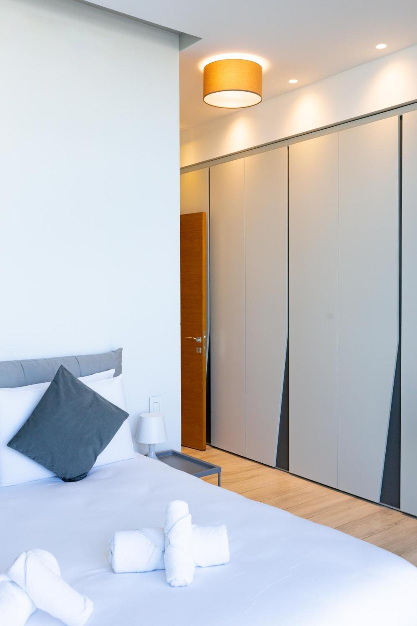 Modern Apartment In The Center Of St Julians By Arcobnb Сент Джулианс Экстерьер фото